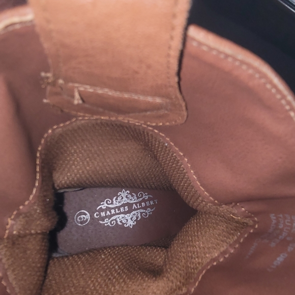 Boots - Picture 5 of 6